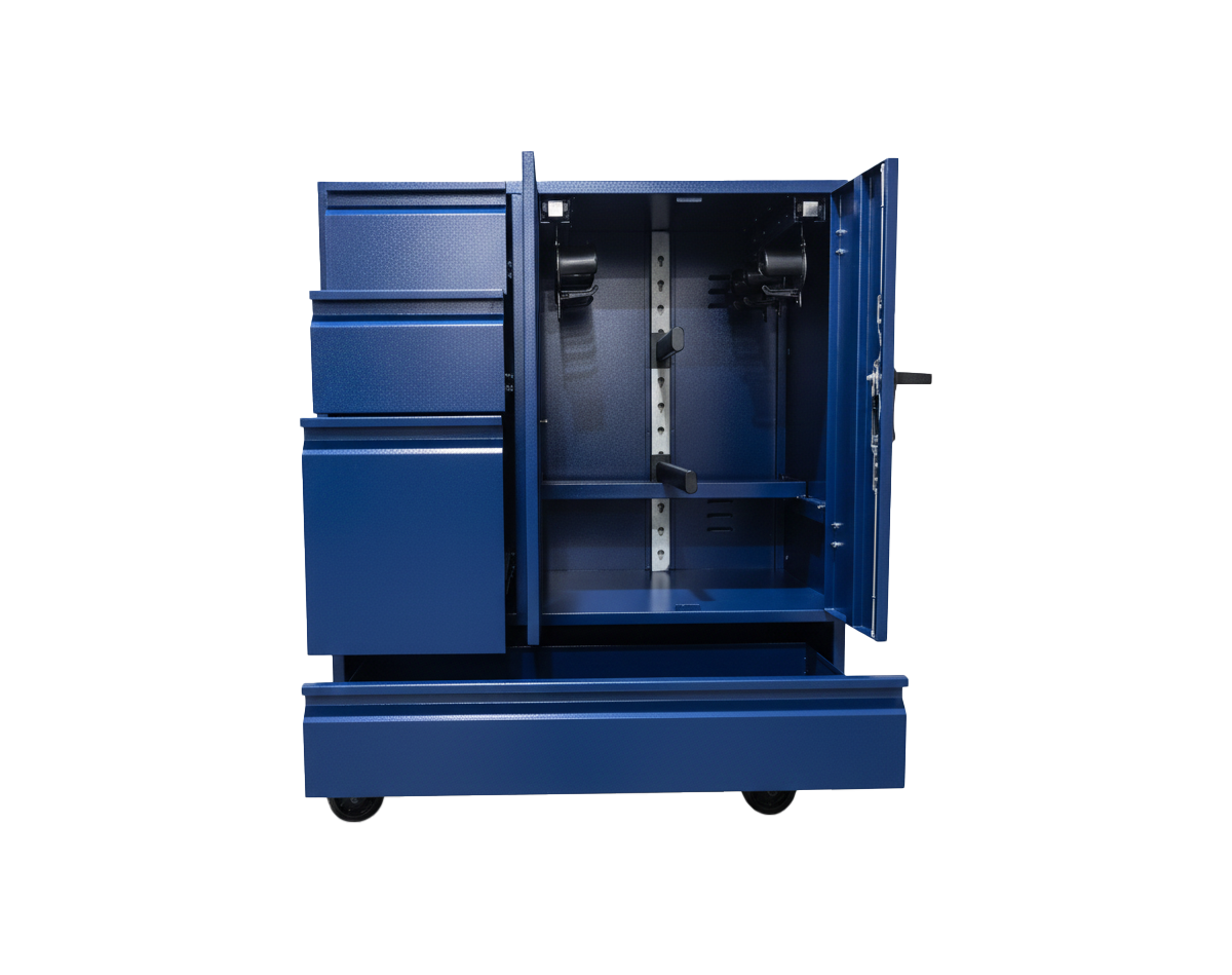 malle de concours et malle d'équitation pour votre sellerie MAMALLE référence pour le cheval une nouvelle gamme de malle roulante métallique avec rangements et casiers au cavalier. Malle moins cher pour le transport